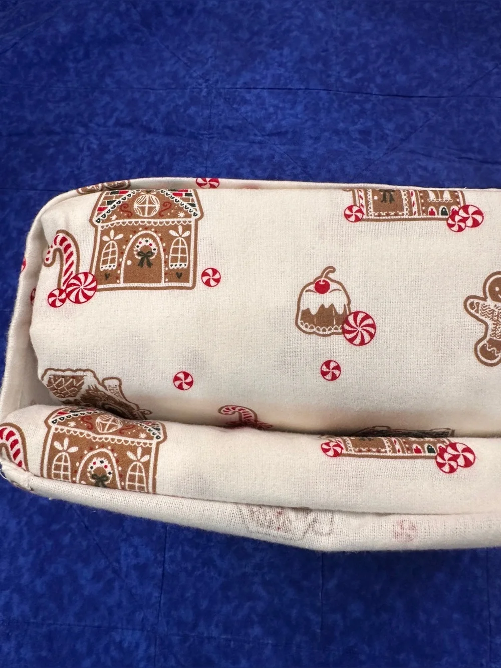 North Pole Twin Flannel Sheet Set Gingerbread Village 100% Cotton Holiday
